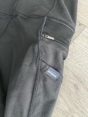 Patagonia Black Pullover Top with Interior Logo
